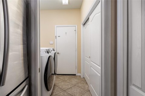 Casa en venta en Bradenton, Florida, 3 dormitorios, 182.18 m2 № 2318406 - foto 10
