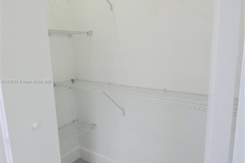 Appartement à louer à Miami, Floride: 2 chambres, 66.89 m2 № 2018529 - photo 22