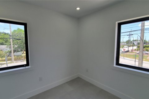Appartement à louer à Miami, Floride: 2 chambres, 66.89 m2 № 2018529 - photo 21