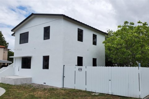 Appartement à louer à Miami, Floride: 2 chambres, 66.89 m2 № 2018529 - photo 30