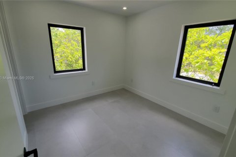 Appartement à louer à Miami, Floride: 2 chambres, 66.89 m2 № 2018529 - photo 16