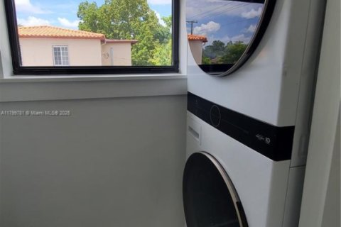 Appartement à louer à Miami, Floride: 2 chambres, 66.89 m2 № 2018529 - photo 7