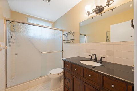 Condo in Clearwater, Florida, 2 bedrooms  № 1919126 - photo 19