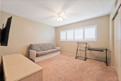 Condo in Clearwater, Florida, 2 bedrooms  № 1919126 - photo 20