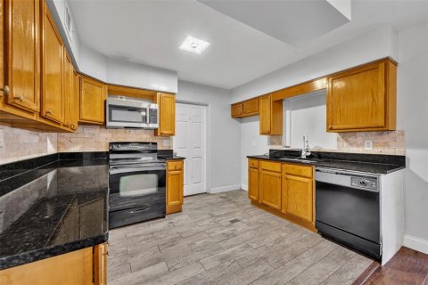 Casa en venta en Orlando, Florida, 3 dormitorios, 116.87 m2 № 1536988 - foto 13