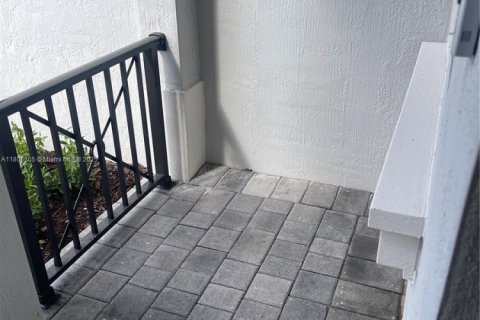 Townhouse in Homestead, Florida 3 bedrooms, 133.97 sq.m. № 1748127 - photo 19