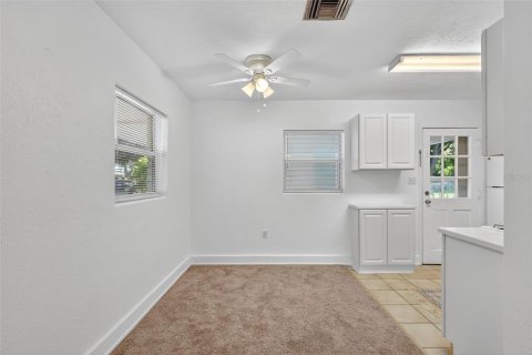 Casa en venta en Mount Dora, Florida, 3 dormitorios, 85.47 m2 № 1903638 - foto 11