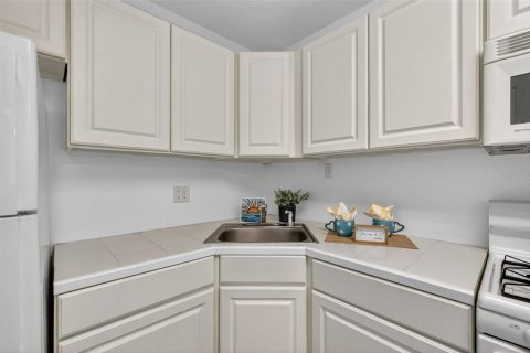 Casa en venta en Mount Dora, Florida, 3 dormitorios, 85.47 m2 № 1903638 - foto 17
