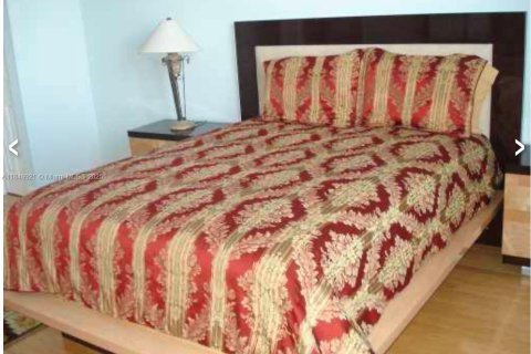 Condo in West Palm Beach, Florida, 2 bedrooms  № 1857091 - photo 6