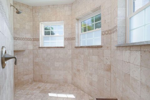 House in Holmes Beach, Florida 6 bedrooms, 273.78 sq.m. № 2099453 - photo 18