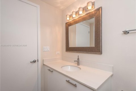 Снять в аренду кондоминиум в Майами, Флорида 1 спальня, 68.28м2, № 2152425 - фото 6