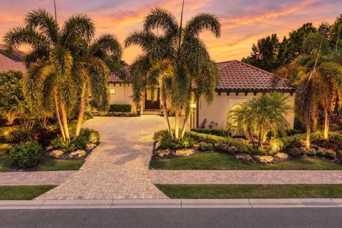 Villa ou maison à Lakewood Ranch, Floride 3 chambres, 225.1 m2 № 2418678