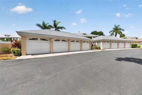 Condominio en venta en Bradenton, Florida, 2 dormitorios, 125.33 m2 № 2095366 - foto 29