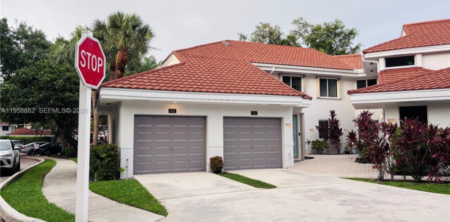 Condominio en Plantation, Florida, 3 dormitorios № 2017785