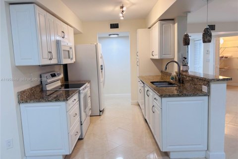 Condominio en venta en Plantation, Florida, 3 dormitorios, 139.73 m2 № 2017785 - foto 6