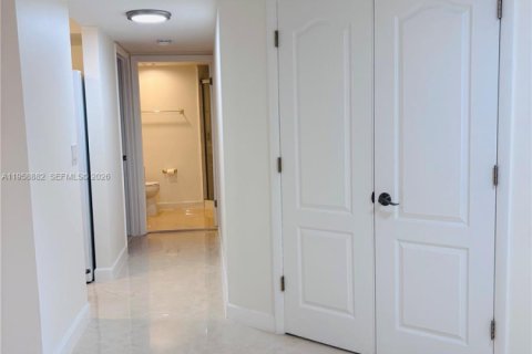 Condominio en venta en Plantation, Florida, 3 dormitorios, 139.73 m2 № 2017785 - foto 16