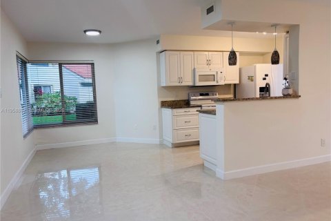 Condominio en venta en Plantation, Florida, 3 dormitorios, 139.73 m2 № 2017785 - foto 5