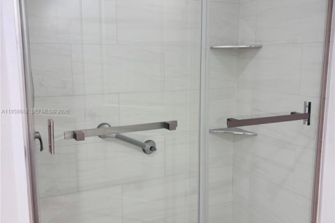 Condominio en venta en Plantation, Florida, 3 dormitorios, 139.73 m2 № 2017785 - foto 20