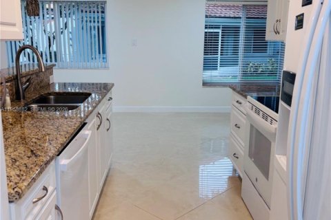 Condominio en venta en Plantation, Florida, 3 dormitorios, 139.73 m2 № 2017785 - foto 7