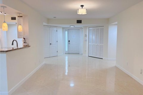 Condominio en venta en Plantation, Florida, 3 dormitorios, 139.73 m2 № 2017785 - foto 10
