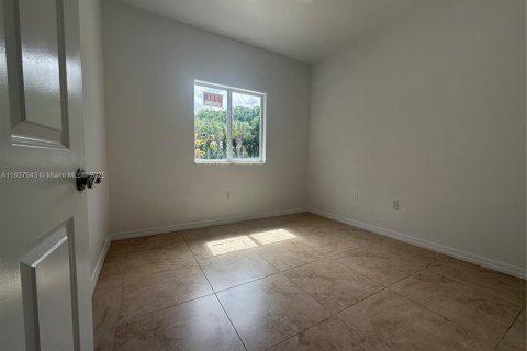 Condo in Homestead, Florida, 2 bedrooms  № 1888917 - photo 4