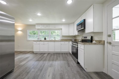 Купить виллу или дом в Чиефленд, Флорида 7 комнат, 120.49м2, № 1899439 - фото 24