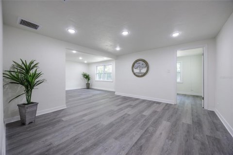 Купить виллу или дом в Чиефленд, Флорида 7 комнат, 120.49м2, № 1899439 - фото 17