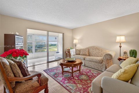 Copropriété à vendre à Pembroke Pines, Floride: 2 chambres, 125.51 m2 № 2036337 - photo 5