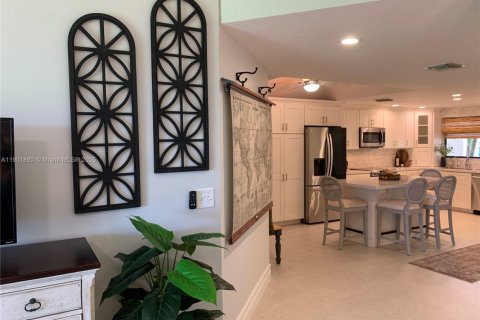 Condo in Stuart, Florida, 2 bedrooms  № 1953822 - photo 30