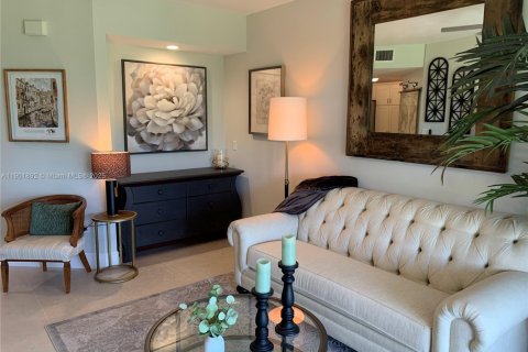 Condo in Stuart, Florida, 2 bedrooms  № 1953822 - photo 23