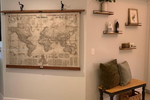 Condo in Stuart, Florida, 2 bedrooms  № 1953822 - photo 12