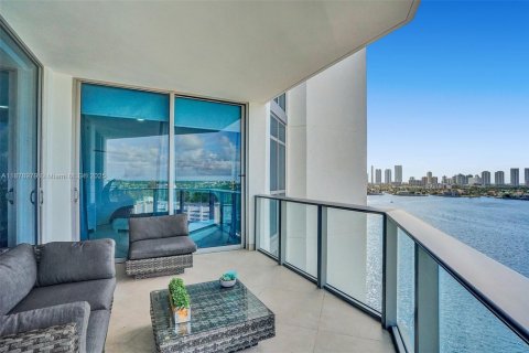 Copropriété à vendre à North Miami Beach, Floride: 2 chambres, 161.28 m2 № 1941603 - photo 7