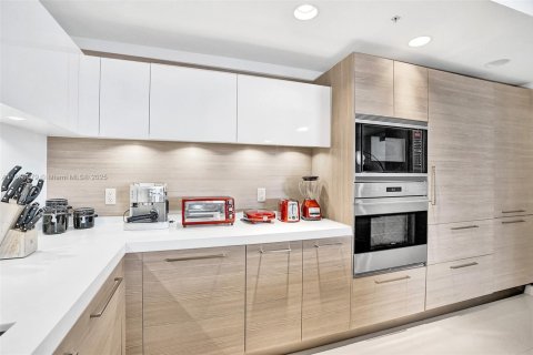 Copropriété à vendre à North Miami Beach, Floride: 2 chambres, 161.28 m2 № 1941603 - photo 18