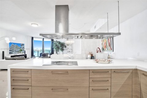 Copropriété à vendre à North Miami Beach, Floride: 2 chambres, 161.28 m2 № 1941603 - photo 19