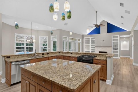 Villa ou maison à vendre à Gainesville, Floride: 5 chambres, 364.83 m2 № 2406280 - photo 15