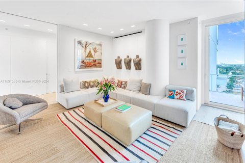 Copropriété à vendre à Surfside, Floride: 5 chambres, 514.21 m2 № 1942804 - photo 16