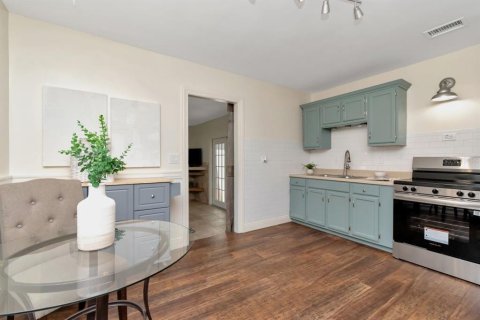 Villa ou maison à louer à Gulfport, Floride: 4 chambres, 130.43 m2 № 2102381 - photo 15