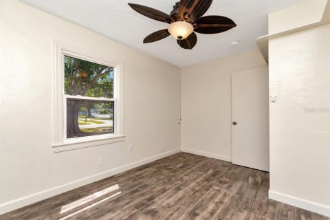 Villa ou maison à louer à Gulfport, Floride: 4 chambres, 130.43 m2 № 2102381 - photo 26