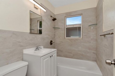 Villa ou maison à louer à Gulfport, Floride: 4 chambres, 130.43 m2 № 2102381 - photo 29