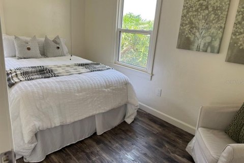 Villa ou maison à louer à Gulfport, Floride: 4 chambres, 130.43 m2 № 2102381 - photo 18