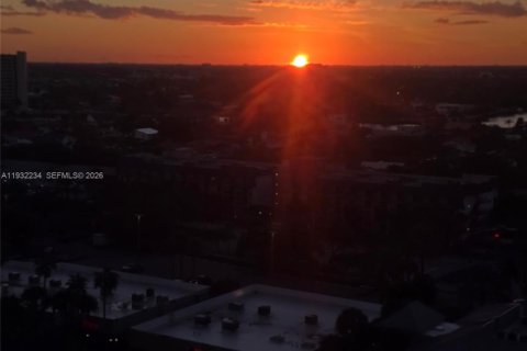 Condo in Fort Lauderdale, Florida, 1 bedroom  № 2003732 - photo 21