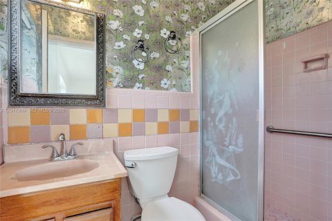 Villa ou maison à vendre à Hollywood, Floride: 3 chambres, 153.85 m2 № 2323628 - photo 30