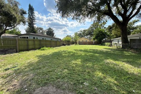 Terreno en venta en Tampa, Florida № 1908164 - foto 1