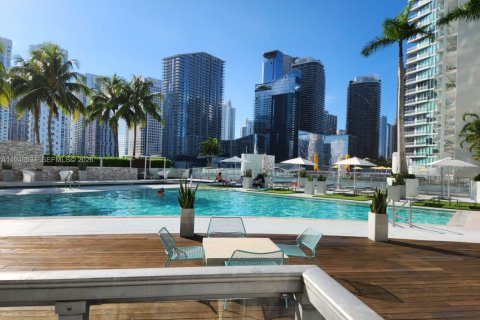 Condominio en venta en Miami, Florida, 2 dormitorios, 100.98 m2 № 2002808 - foto 14