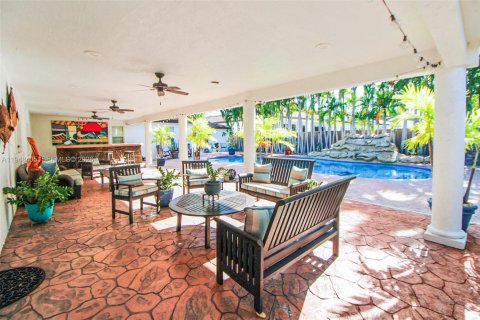Villa ou maison à vendre à Cutler Bay, Floride: 4 chambres, 242.2 m2 № 2004760 - photo 26