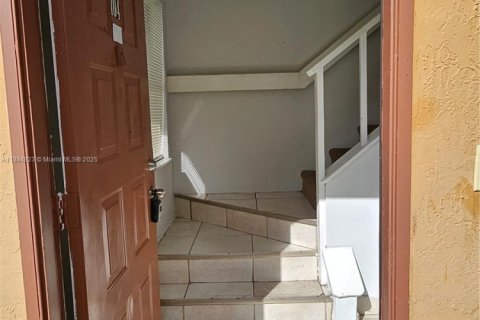 Copropriété à louer à Lauderhill, Floride: 2 chambres, 82.59 m2 № 1948049 - photo 6