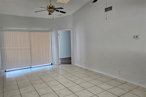 Copropriété à louer à Lauderhill, Floride: 2 chambres, 82.59 m2 № 1948049 - photo 19