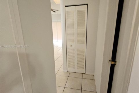Copropriété à louer à Lauderhill, Floride: 2 chambres, 82.59 m2 № 1948049 - photo 28