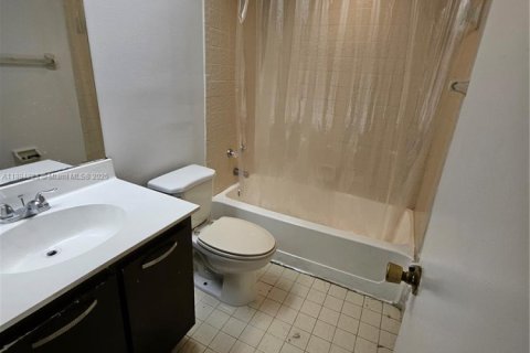 Copropriété à louer à Lauderhill, Floride: 2 chambres, 82.59 m2 № 1948049 - photo 29