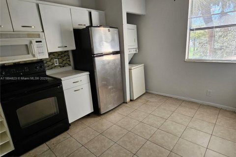 Copropriété à louer à Lauderhill, Floride: 2 chambres, 82.59 m2 № 1948049 - photo 13